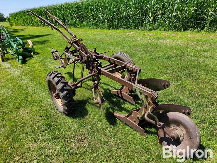 john-deere-44-image-7