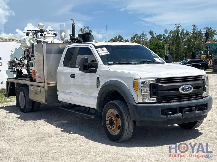2017-ford-f550-image-2