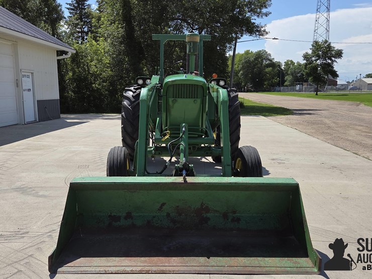 john-deere-4020-image-2