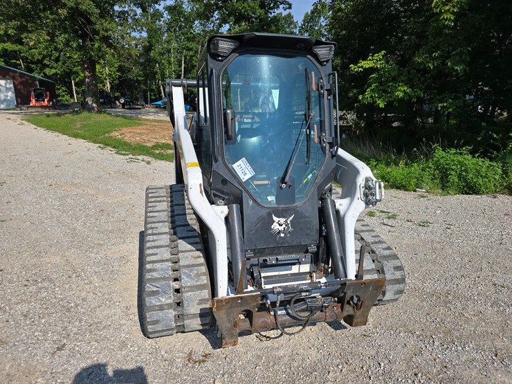 2023-bobcat-t76-image-30