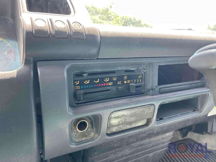 2007-gmc-w4500-image-15