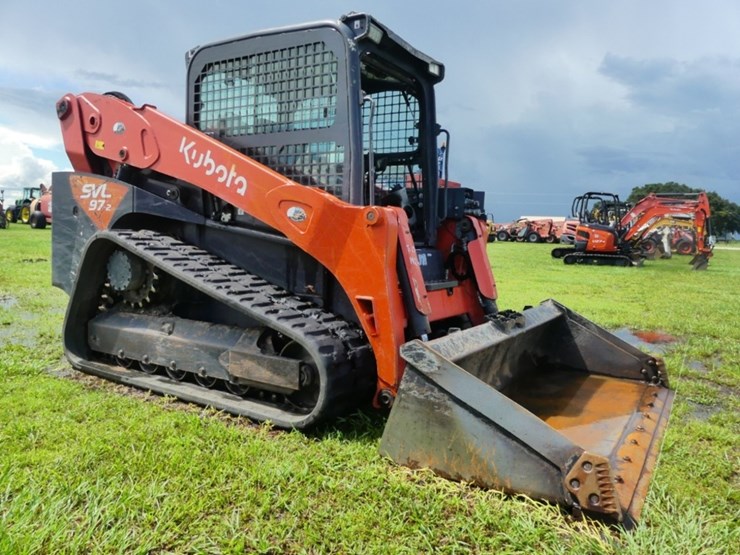 kubota-svl97-2-image-1