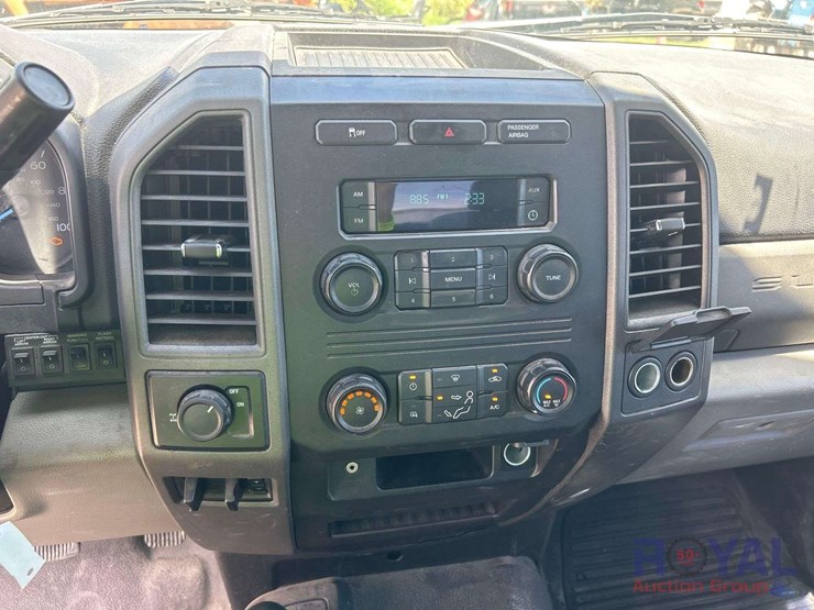 2017-ford-f250-image-16