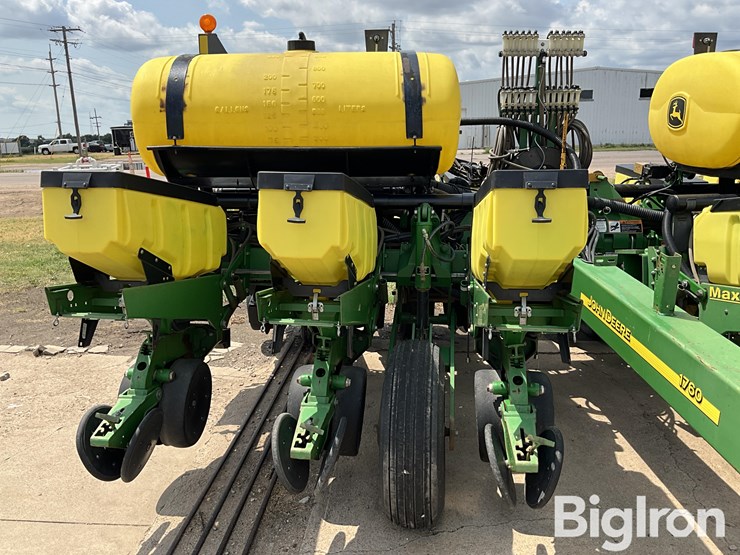 2005-john-deere-1760-image-15