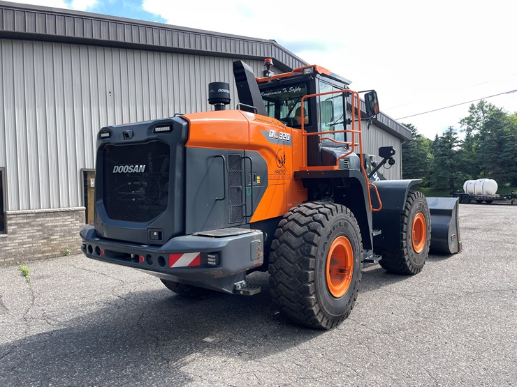 doosan-dl320-7-image-3