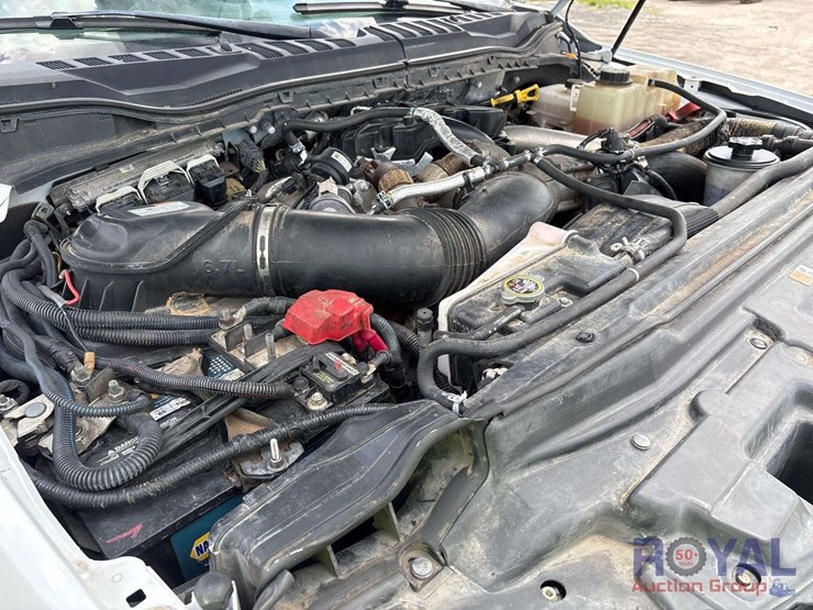 2018-ford-f550-image-8