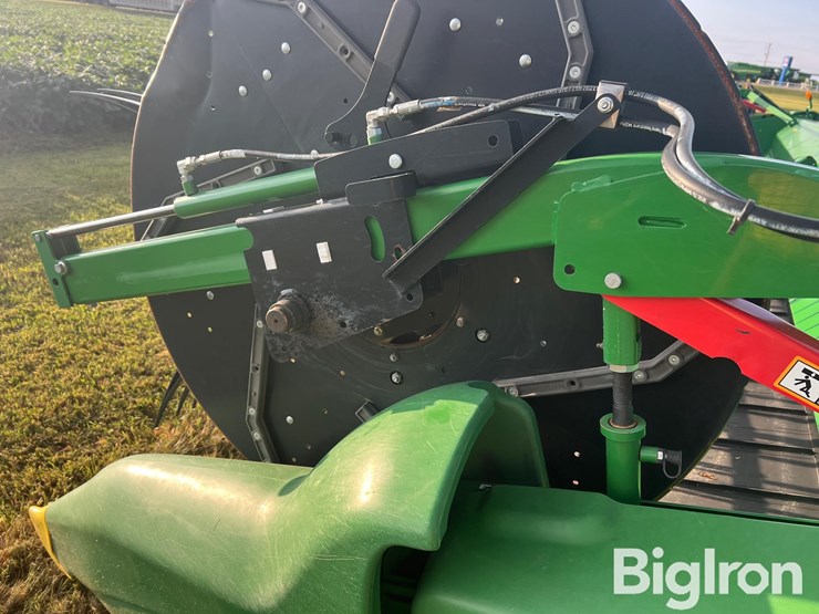 2019-john-deere-740fd-image-14