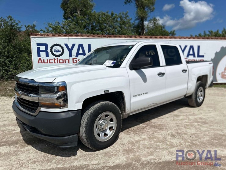 2016-chevrolet-silverado-1500-image-1