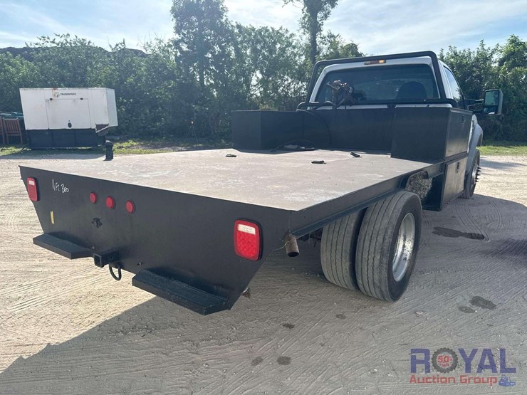 2009-ford-f550-image-3