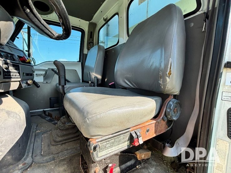 2000-sterling-dry-tender-truck-(gp11245,-unit-123831)-image-85