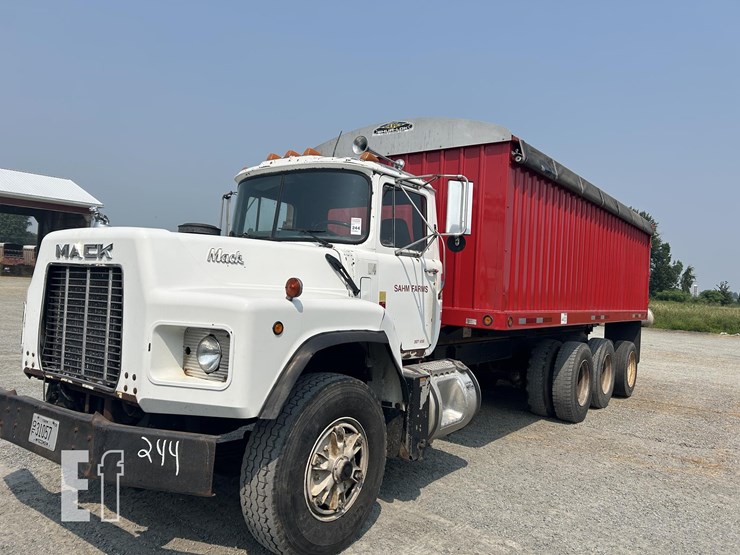1991-mack-rb688s-image-1