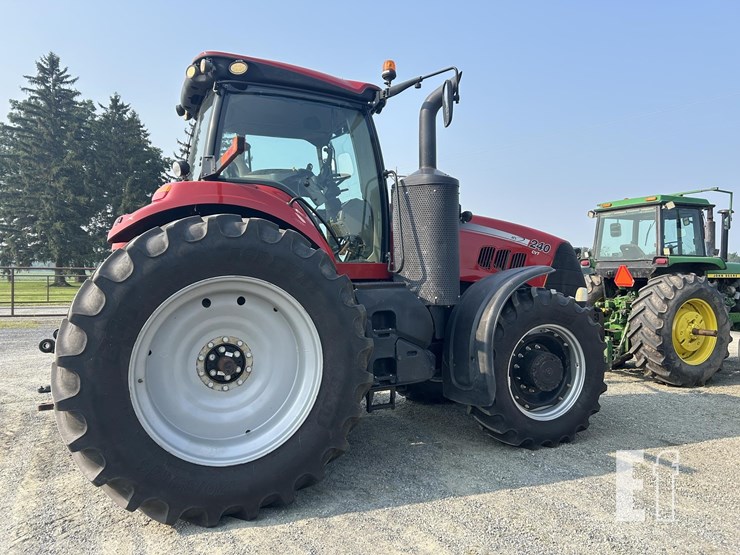 2015-case-ih-magnum-240-cvt-image-5