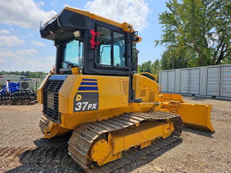2018-komatsu-d37px-23-image-15