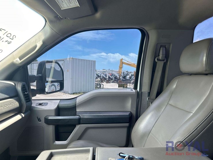 2017-ford-f250-image-12