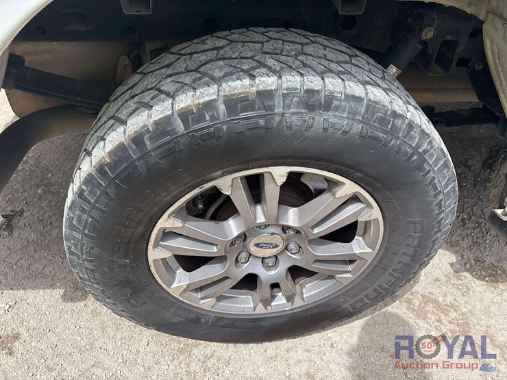 2017-ford-f150-image-25