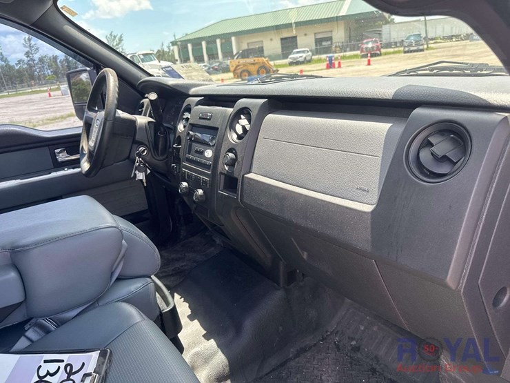 2014-ford-f150-xl-image-23