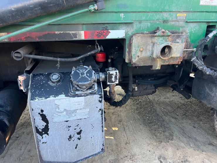 2015-mack-leu613-image-17