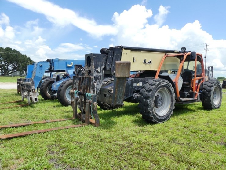 jlg-1055-image-1
