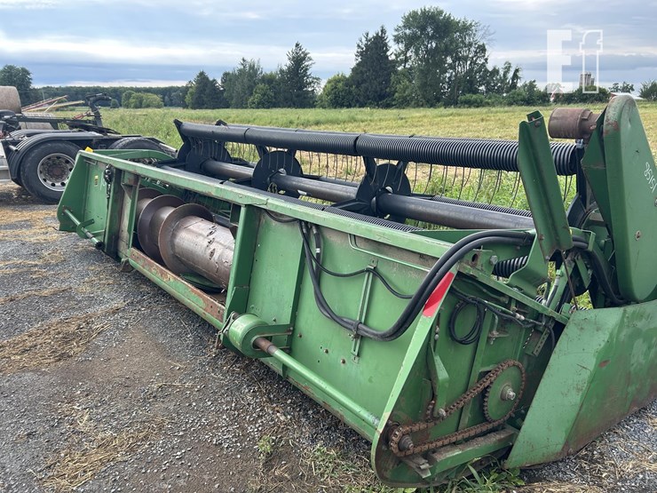 john-deere-16-image-5