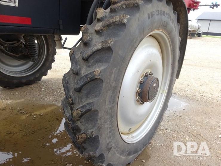 2011-case-ih-patriot-4420-image-47