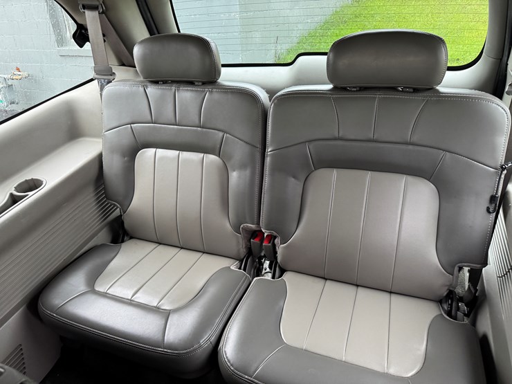 2004-gmc-envoy-image-21