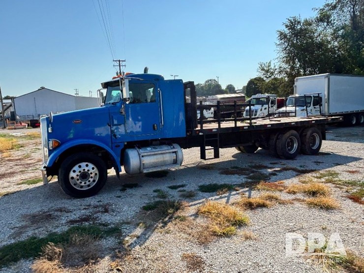 2014-peterbilt-365-image-15