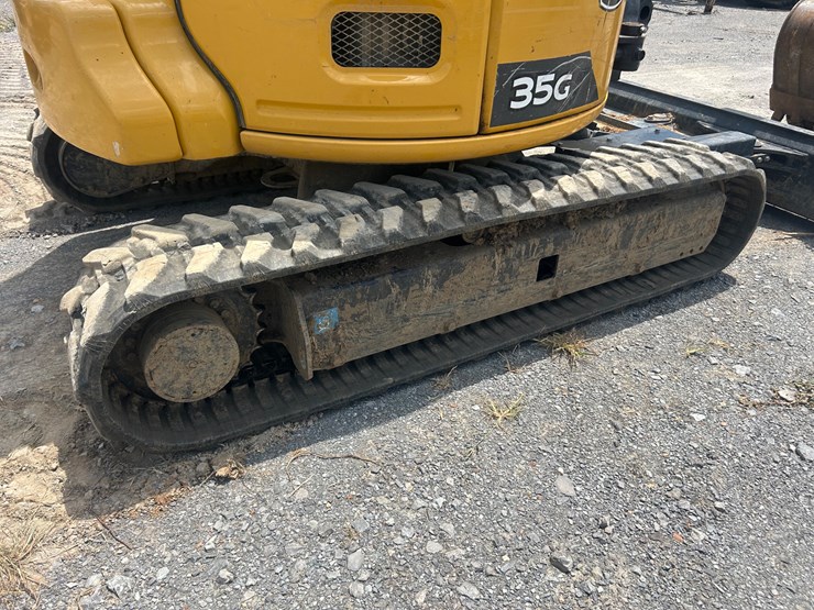 2021-deere-35g-image-12