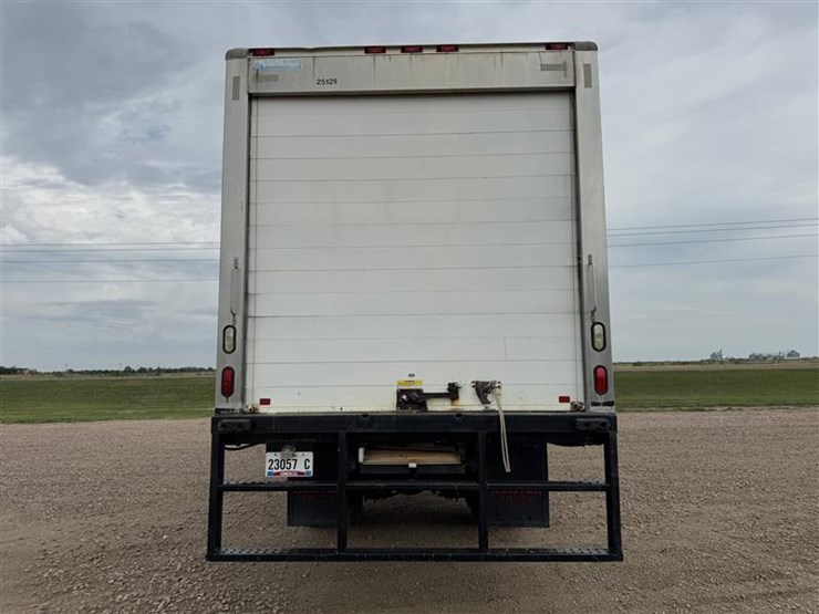 2012-international-durastar-4300-image-4