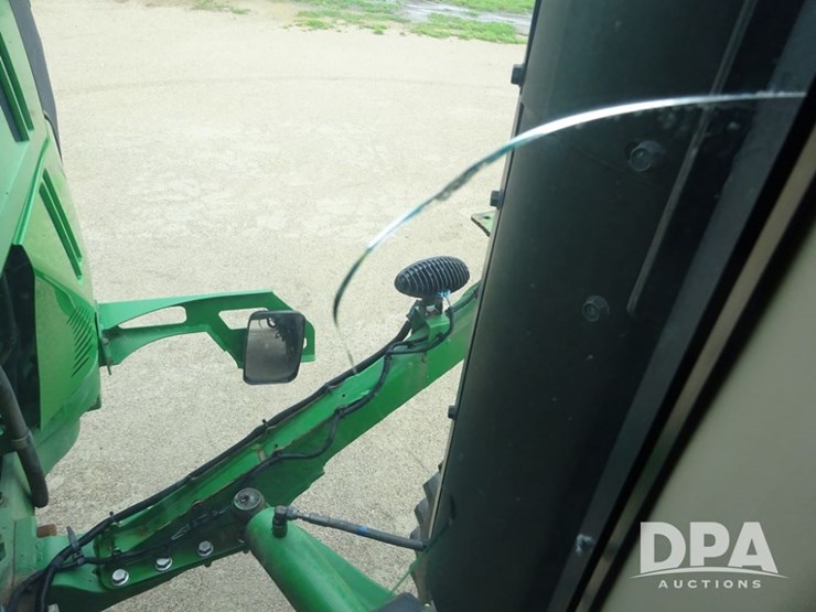 2016-john-deere-r4045-image-102