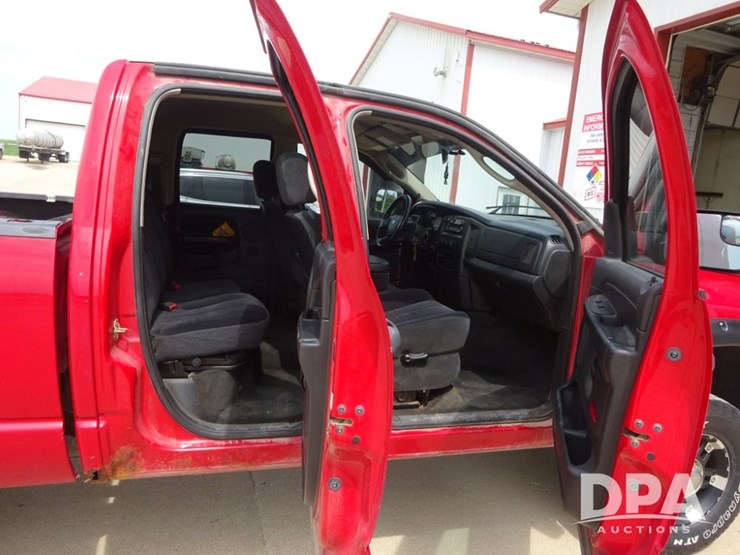 2004-dodge-ram-2500-image-61