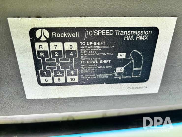 2000-sterling-dry-tender-truck-(gp11245,-unit-123831)-image-92