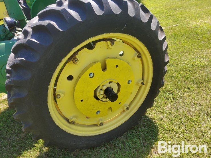 john-deere-630-image-16