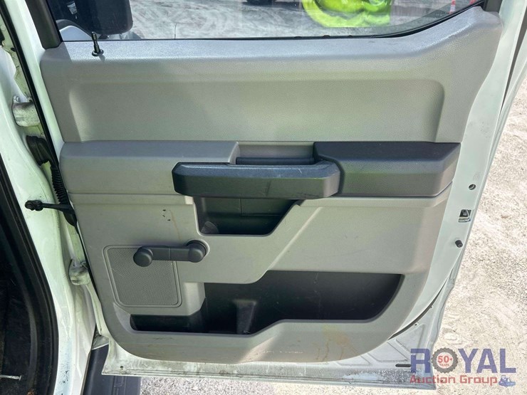 2017-ford-f450-image-34
