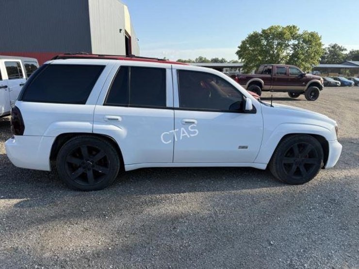 2007-chevrolet-trailblazer-image-2