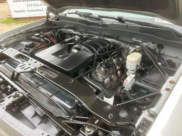 2015-chevrolet-silverado-1500-image-10