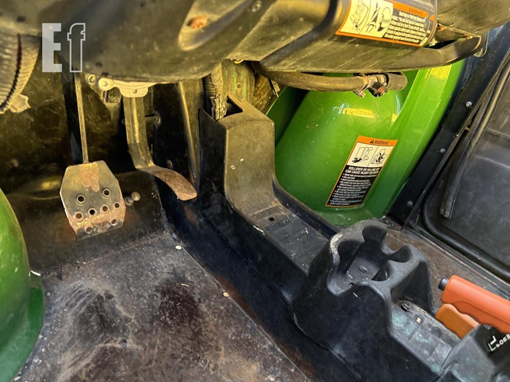 2016-john-deere-gator-xuv-855d-s4-image-9