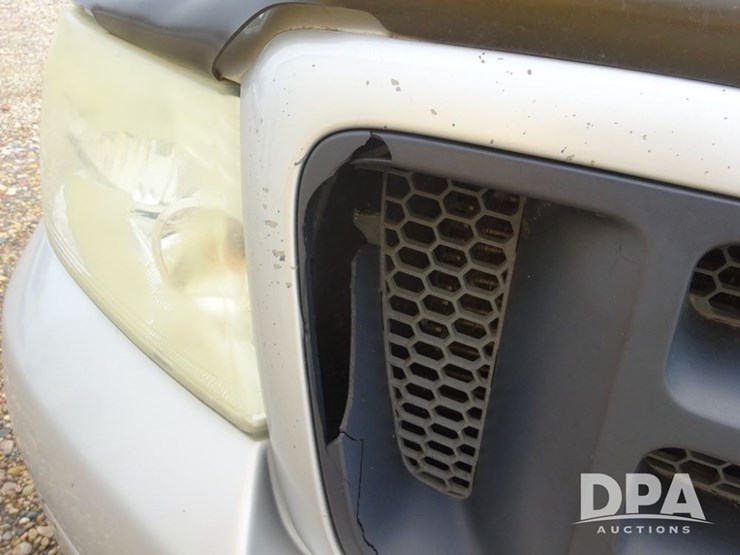 2004-ford-f150-image-46