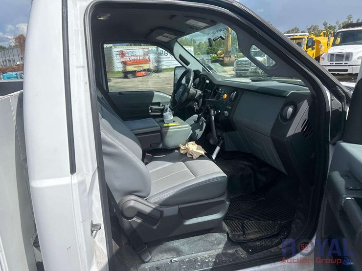 2014-ford-f250-image-28