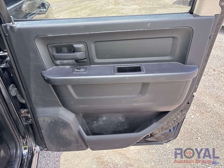 2014-ram-1500-express-image-23