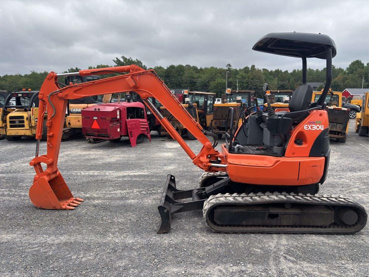 2004-hitachi-ex30u-image-2