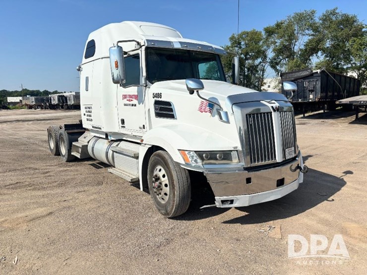2020-western-star-w5700xe-truck-(gp11249)-image-1