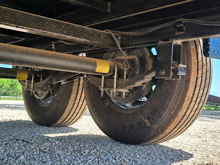 2024-bcl-fabrication-landscape-dump-trailer---heavy-duty-utility-trailer-for-mulch-debris-hauling-image-44