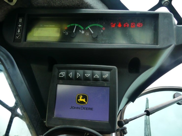 deere-331g-image-16