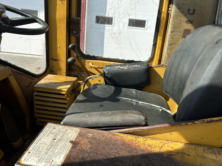 1978-caterpillar-966c-image-11
