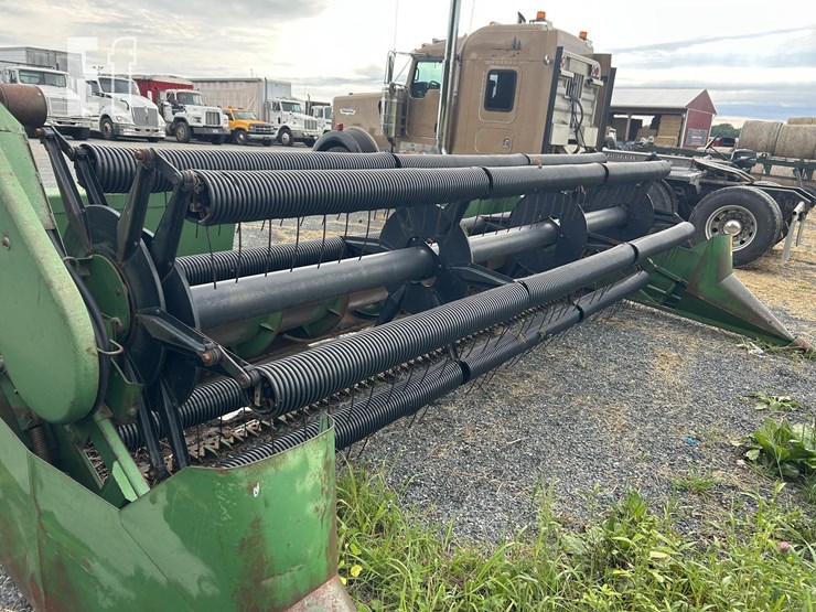 john-deere-16-image-6