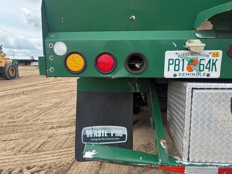 2016-mack-leu633-image-16