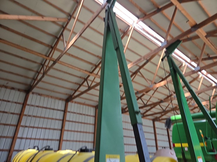 john-deere-7200-image-42