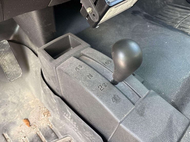 2018-gmc-sierra-2500-image-14