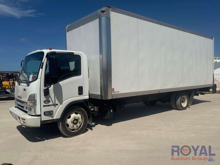2024-isuzu-nrr-image-1
