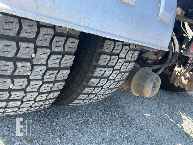 2018-kenworth-t680-image-16